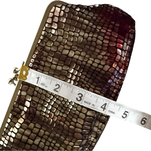 Hobo The original  Millie leather bronze metallic leather wallet - Picture 12 of 12